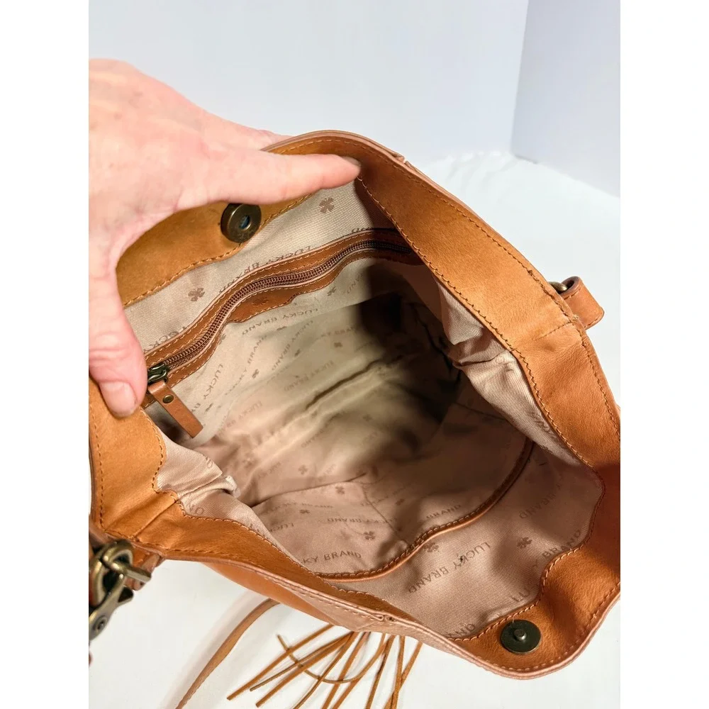 Lucky Brand Tan Leather Convertible Shoulder Bag Whipstitch Tassel Cognac